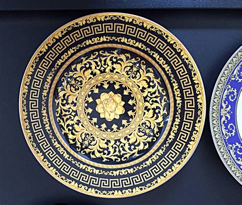 versace dining plates|gianni versace dinner plate set.